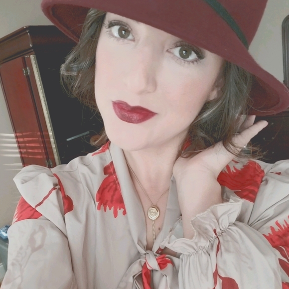 MEET THE POSHER - Picture 8 of 8